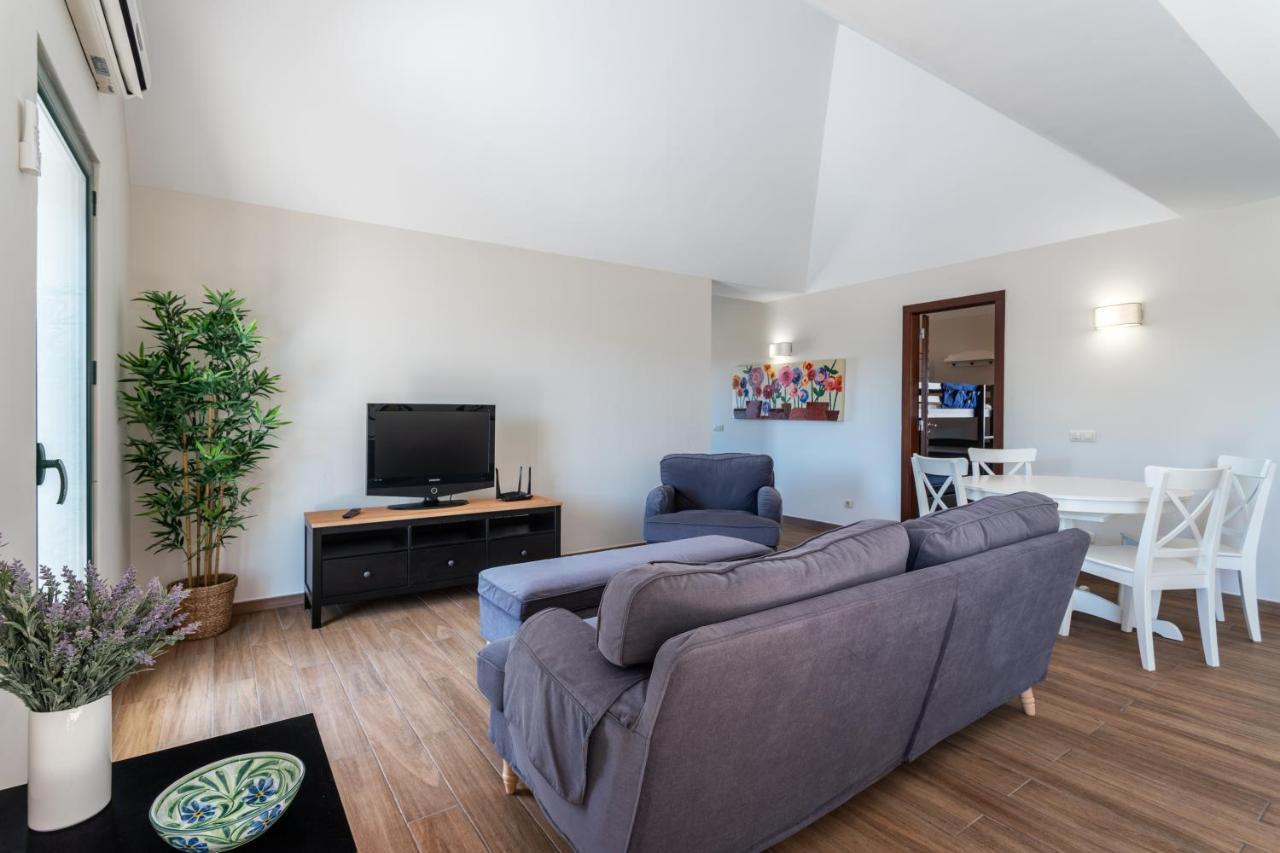 Holiday House In Elite Residential Area Of Фару Екстер'єр фото